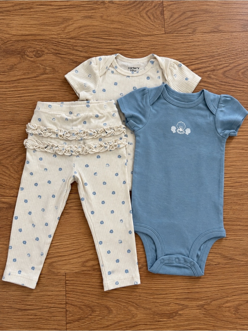 Carter's 3 Piece Set Seashell 🐚 Bodysuit Pants Baby Girl Size 12 Months